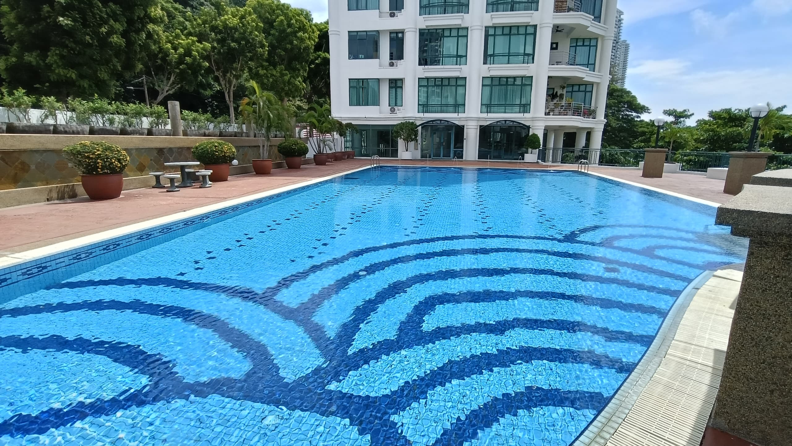 Sri Golden Bay